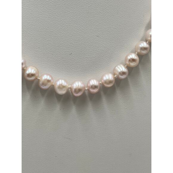 Vintage Soft Pink Pearl Hand Knotted Sterling Silver 925 Clasp  Necklace 6mm - Picture 6 of 9